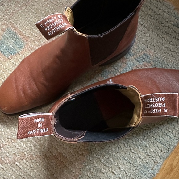 R.M. Williams Comfort Craftsman boot - Picture 3 of 3